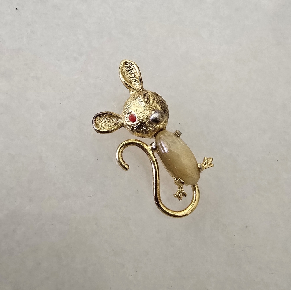 ALICE CAVINESS Gold Mouse Brooch with Red Gem Eye